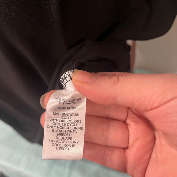 Love Scarlett Black with Rhinestone Short Sleeve  Top- Size 1X- NWT - Picture 6 of 8